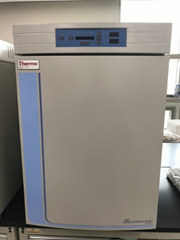 CO2 incubator 3.png